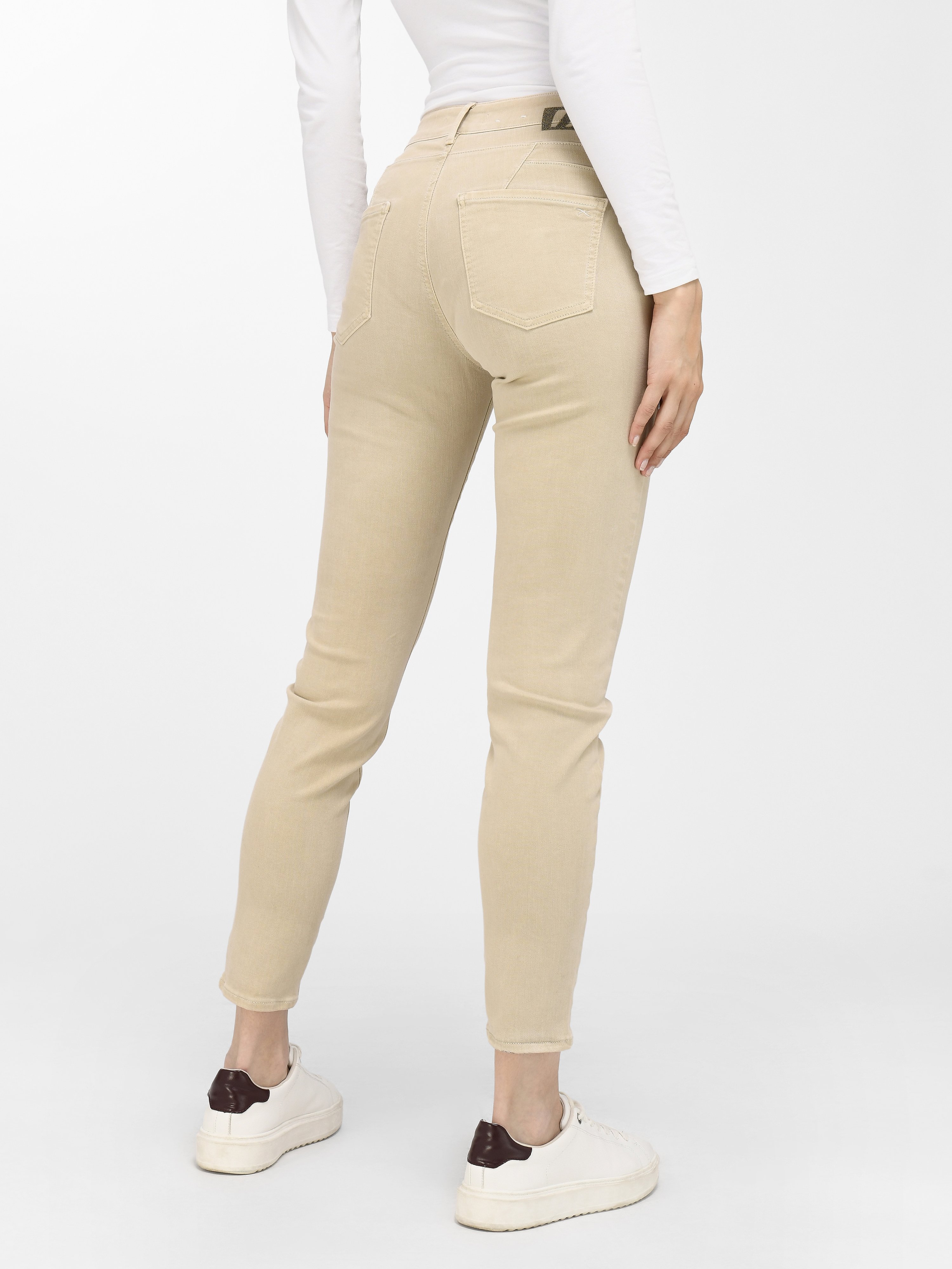 Skinny-Jeans Modell Ana