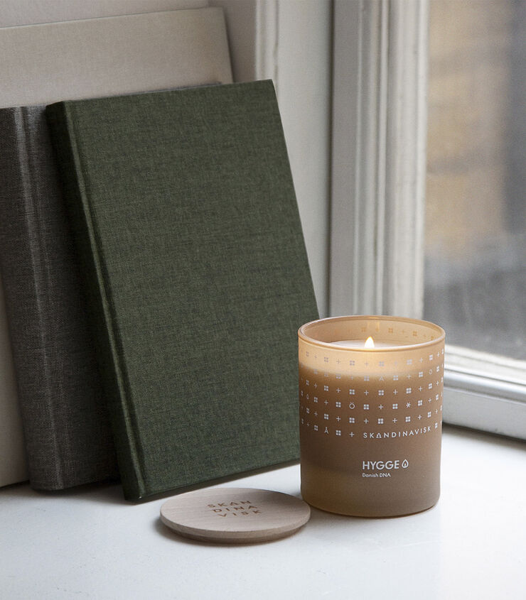 Skandinavisk HYGGE Scented Candle w Lid 200g