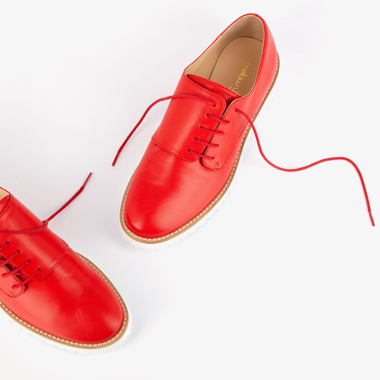 Mellow Yellow Derbies en Cuir Hoce rouges