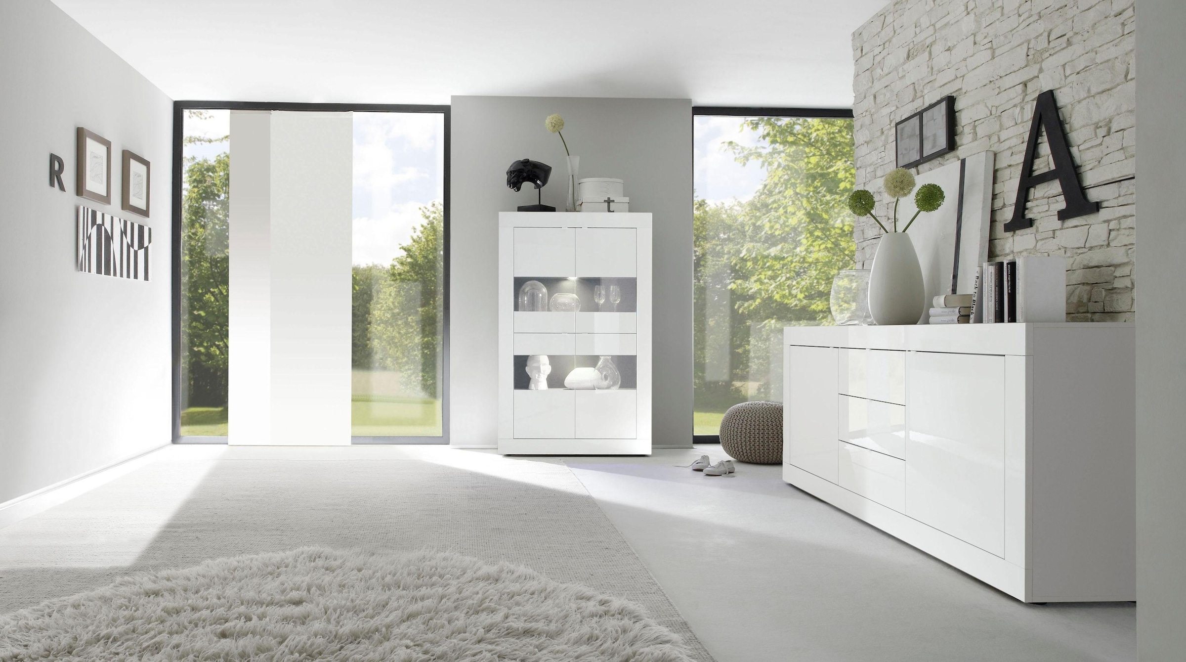 INOSIGN Vitrine »Basic Höhe 162 cm, Standvitrine mit 4 Türen - Metallgriffe,« Stauraumvitrine in moderner Rahmenoptik, Hochschrank, Anrichte