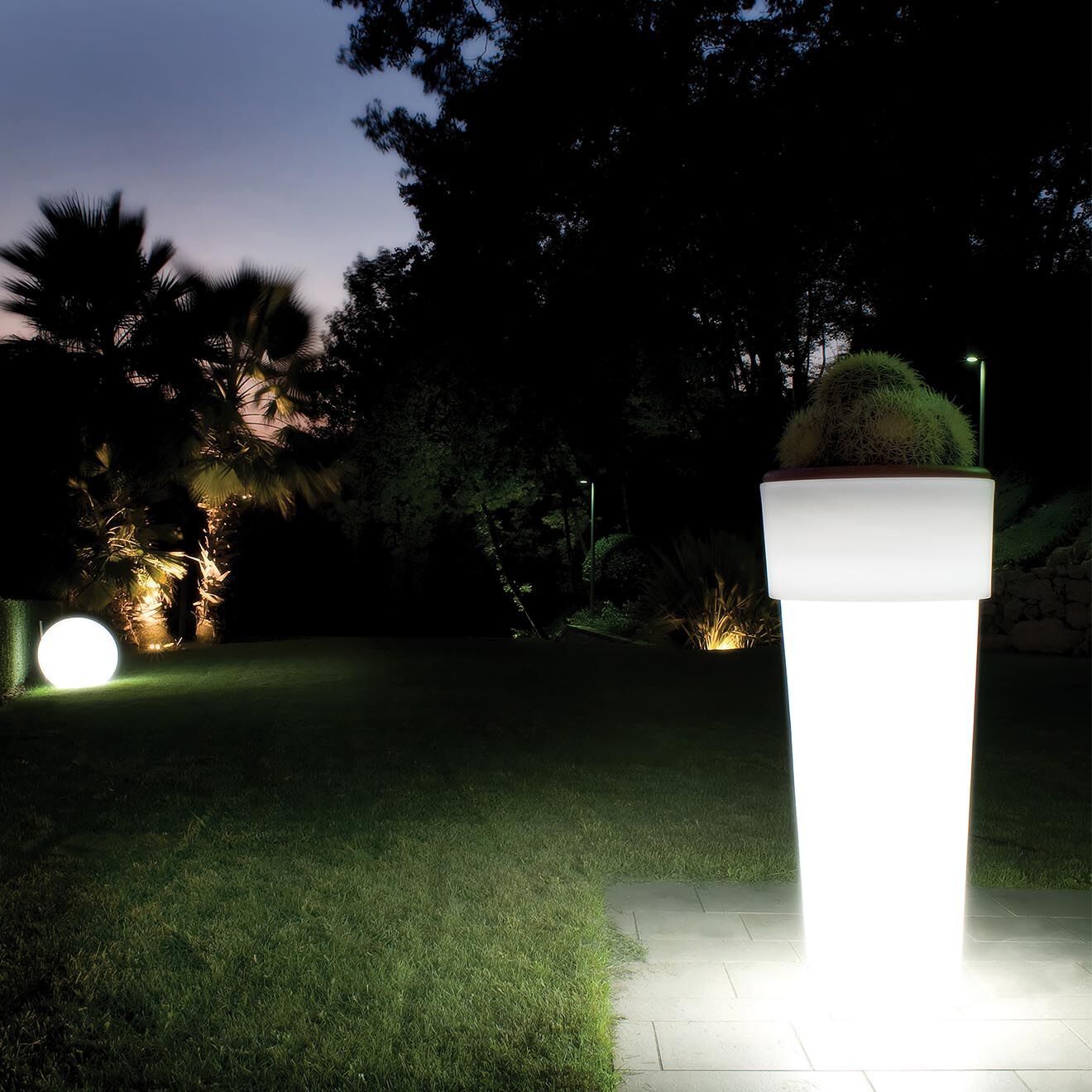 Serralunga Pot Marcantonio Design par Nat Wave blanc - D.39x90 cm