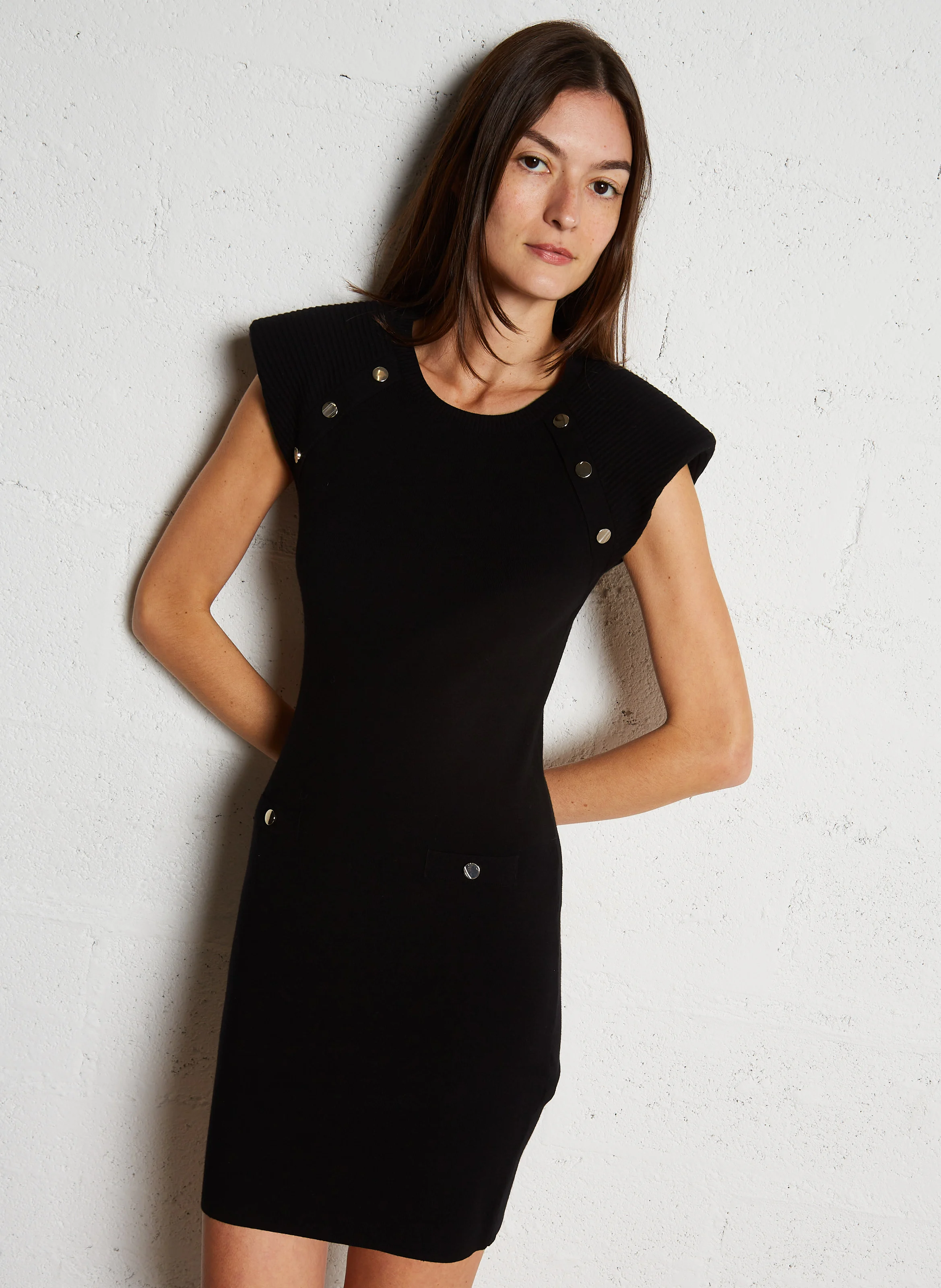 Robe courte col rond | Noir