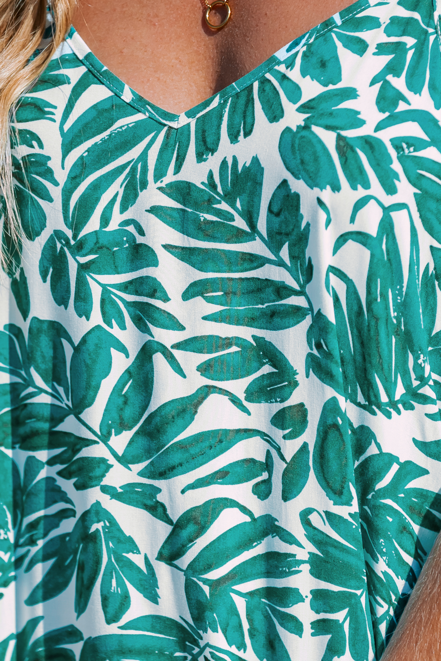 Robe maxi fluide sans manches tropicale verte
