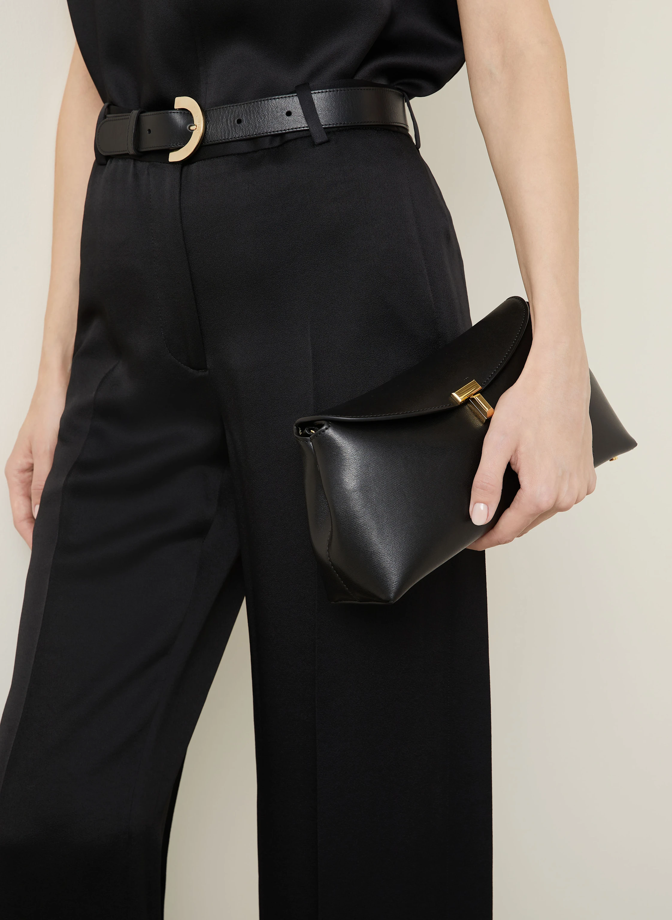 TOTEME Marlenehose aus Satin