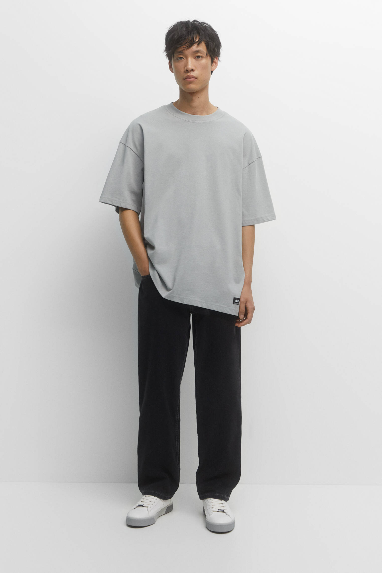 CALÇA JEANS DE ALGODÃO DE PERNA LARGA - PRETA