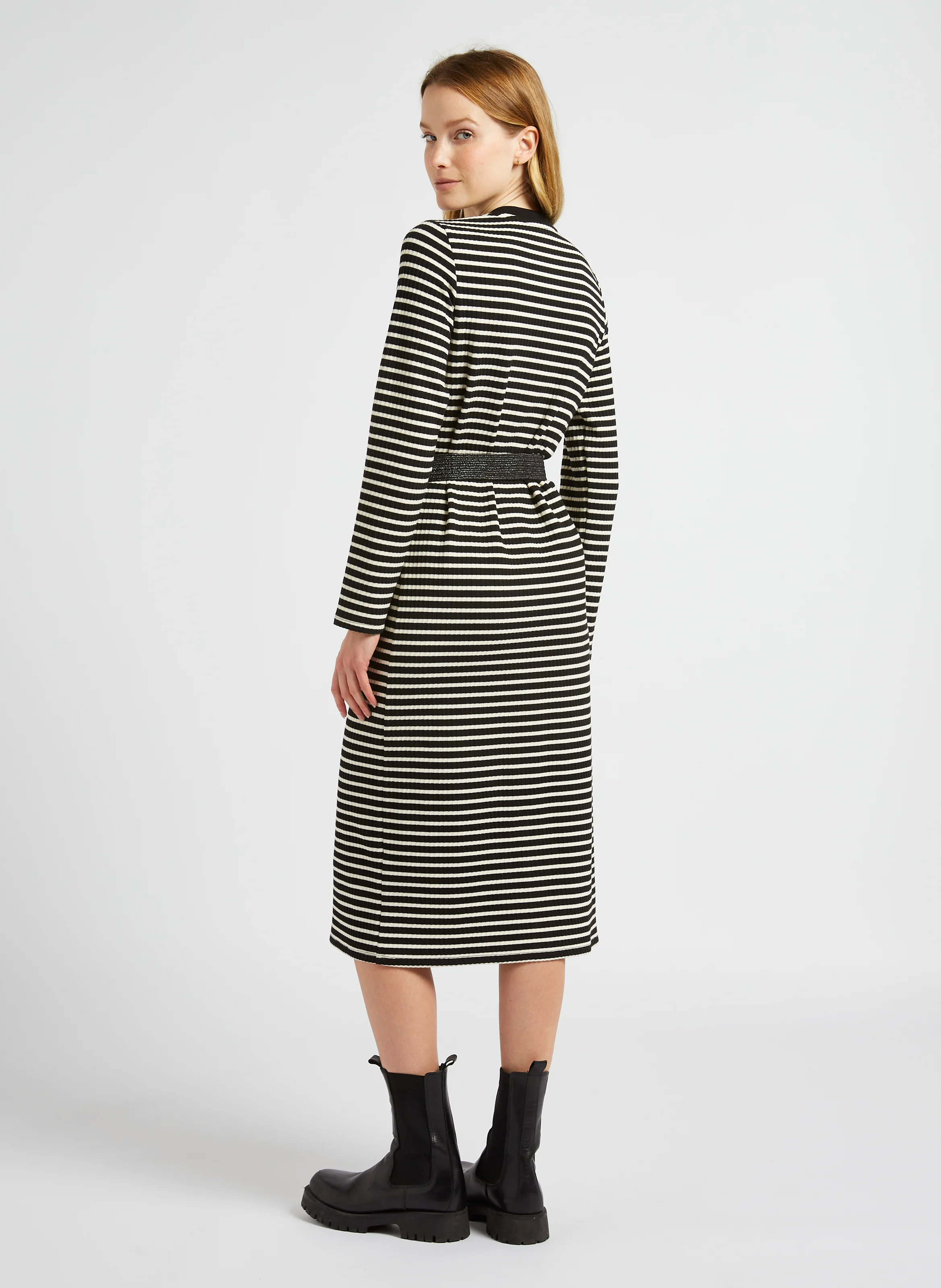 Robe midi droite encolure V à rayures | Noir