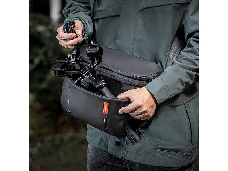 PGYTECH Fotorucksack OneMo Sling 7L Space Black Tragen Sie den Komfort, fangen Sie den Moment ein
