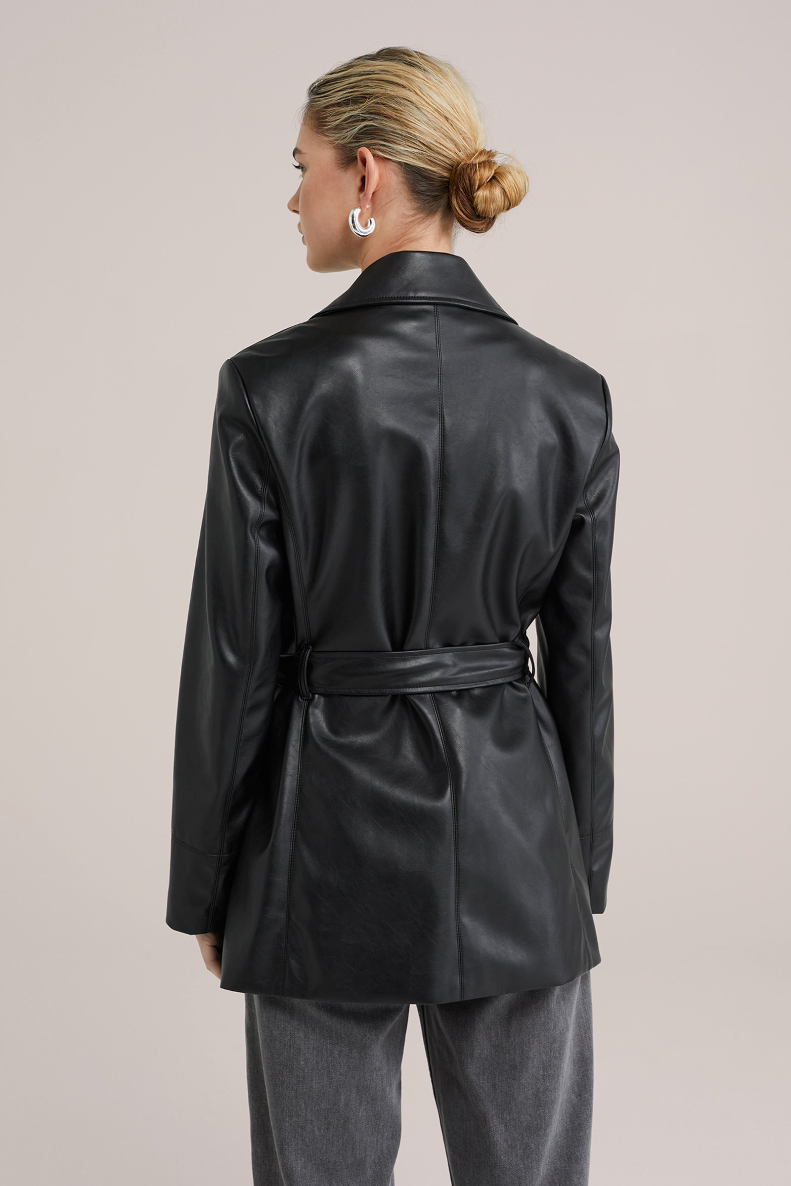 jas van imitatieleer WE Fashion Zwart