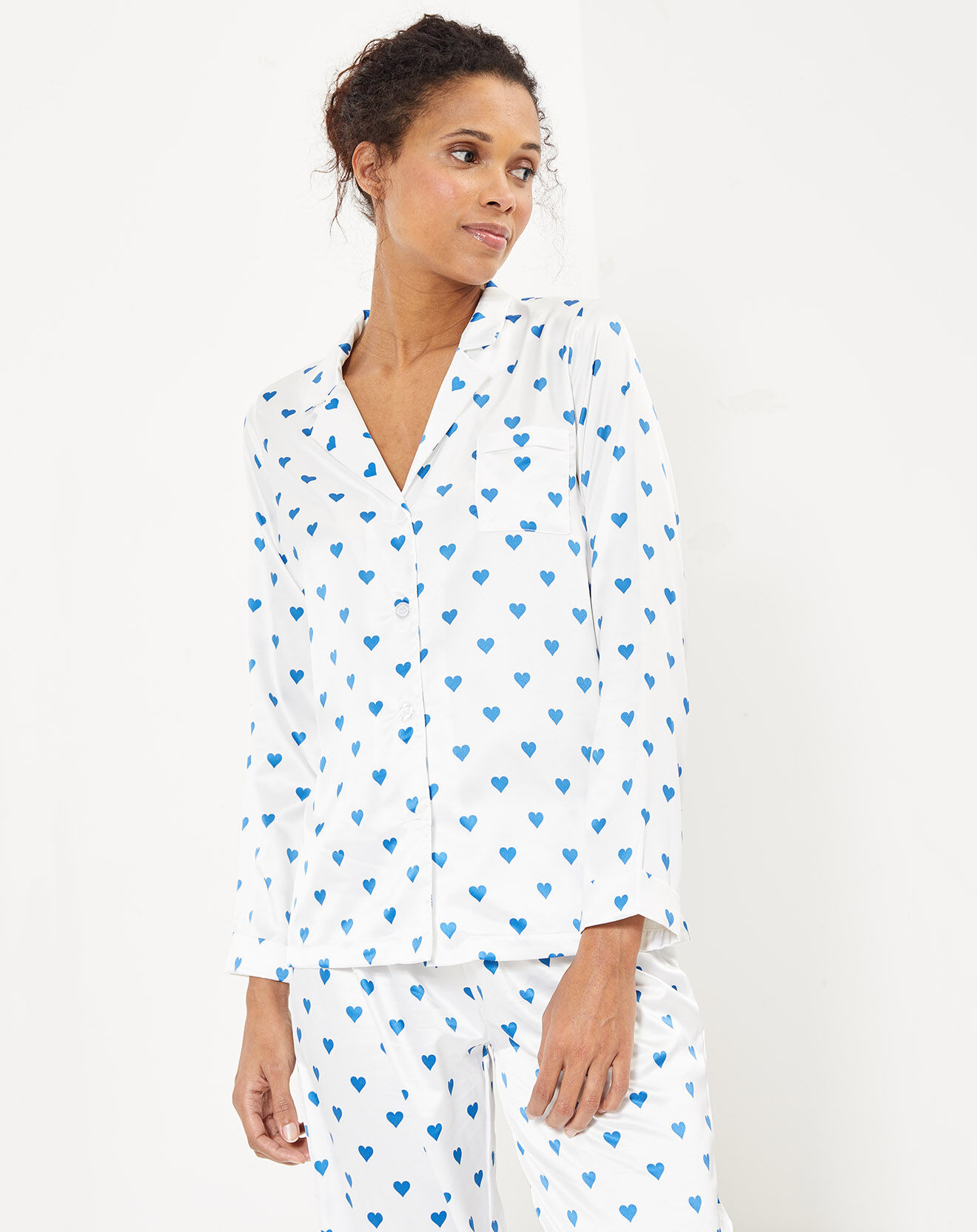 Quartier Latin Pyjama satiné Heart imprimé blanc/bleu