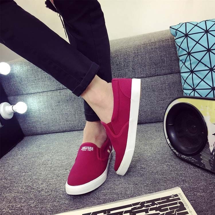 Solejoy - Instapsneakers met letters