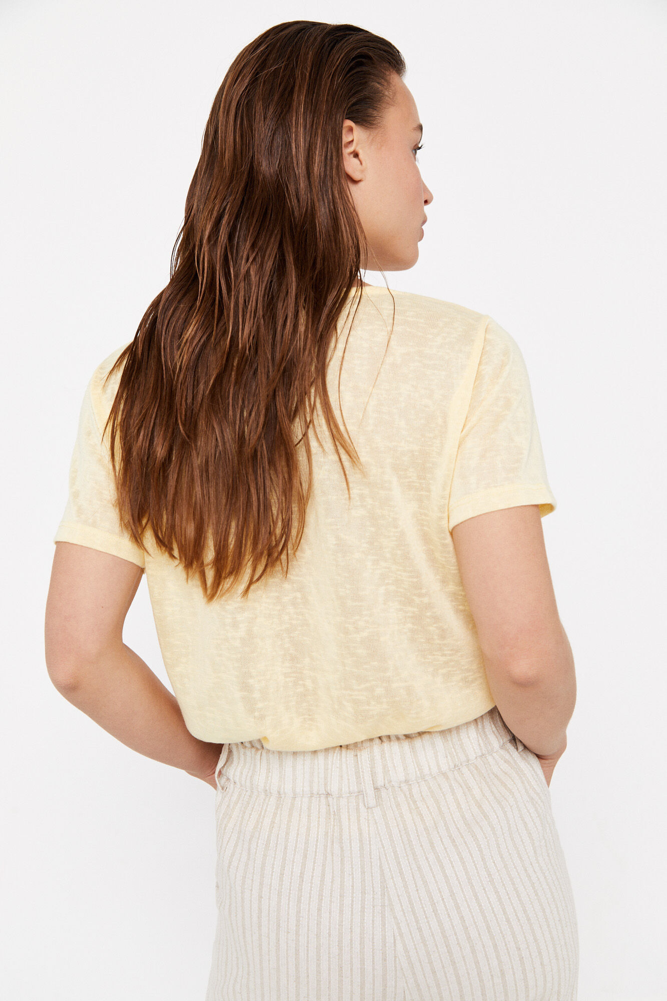 Camiseta Guipur com efeito linho - Amarela