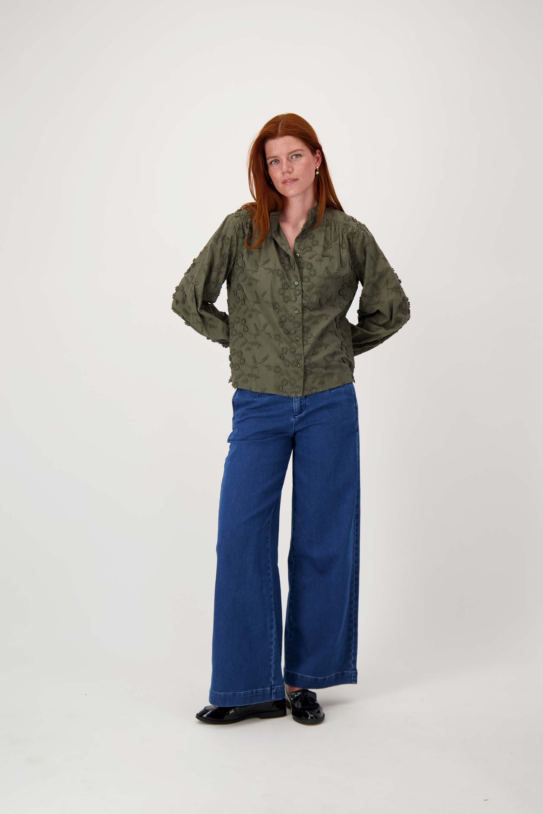 blouse met bloem structuur
