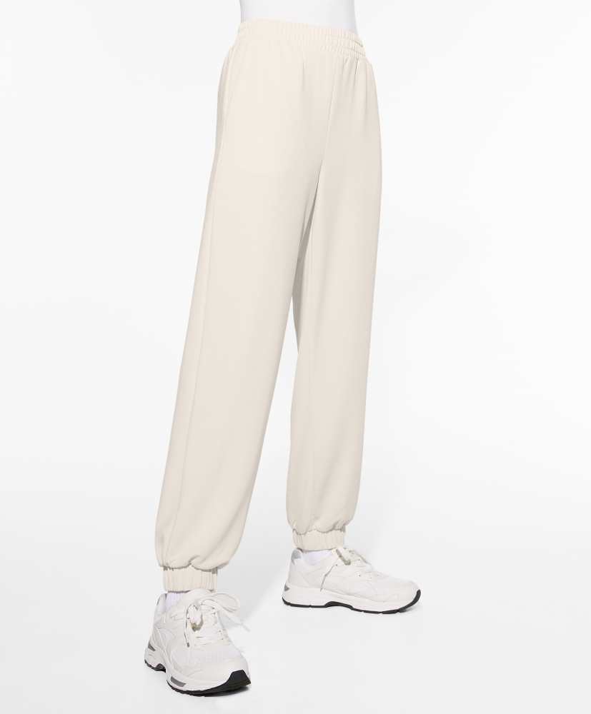 Calça jogger em modal macio ao toque