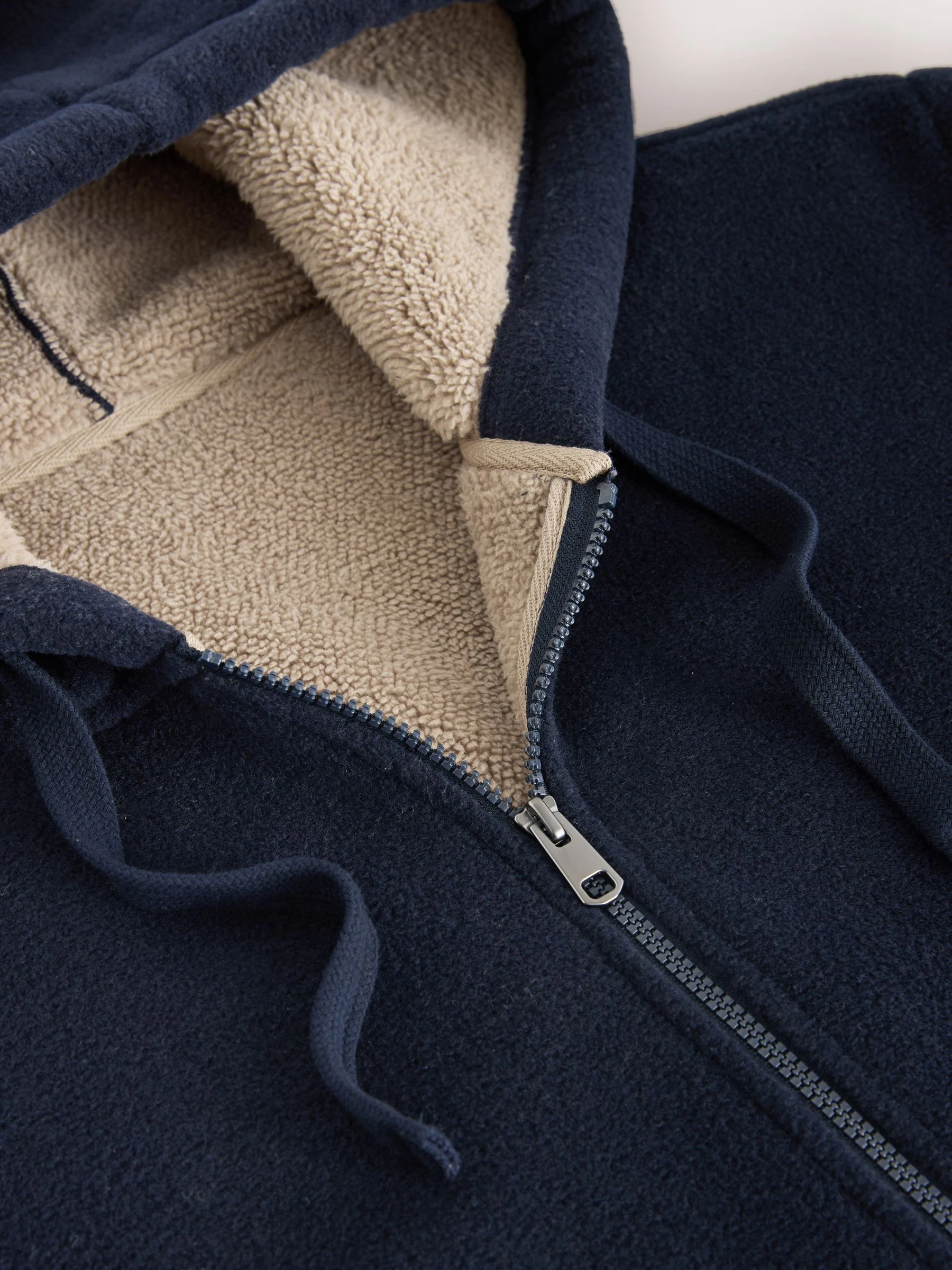 Donkerblauw - Hoodie met geborstelde borg en fleece voering