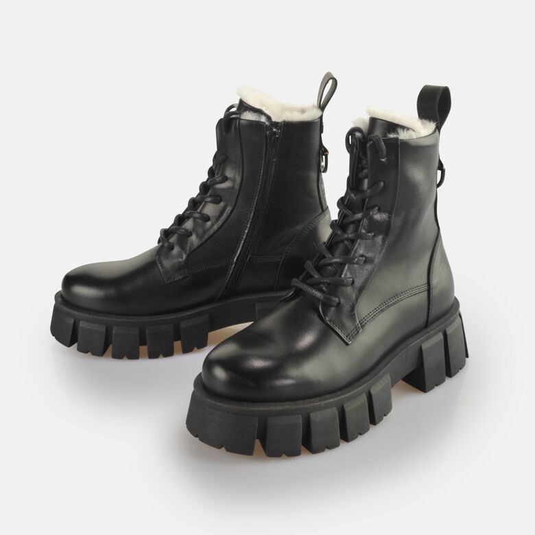 Escape Lace Up Mid Warm