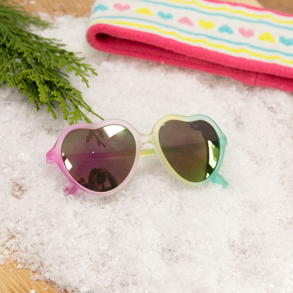 Lunettes de soleil cœurs arc-en-ciel