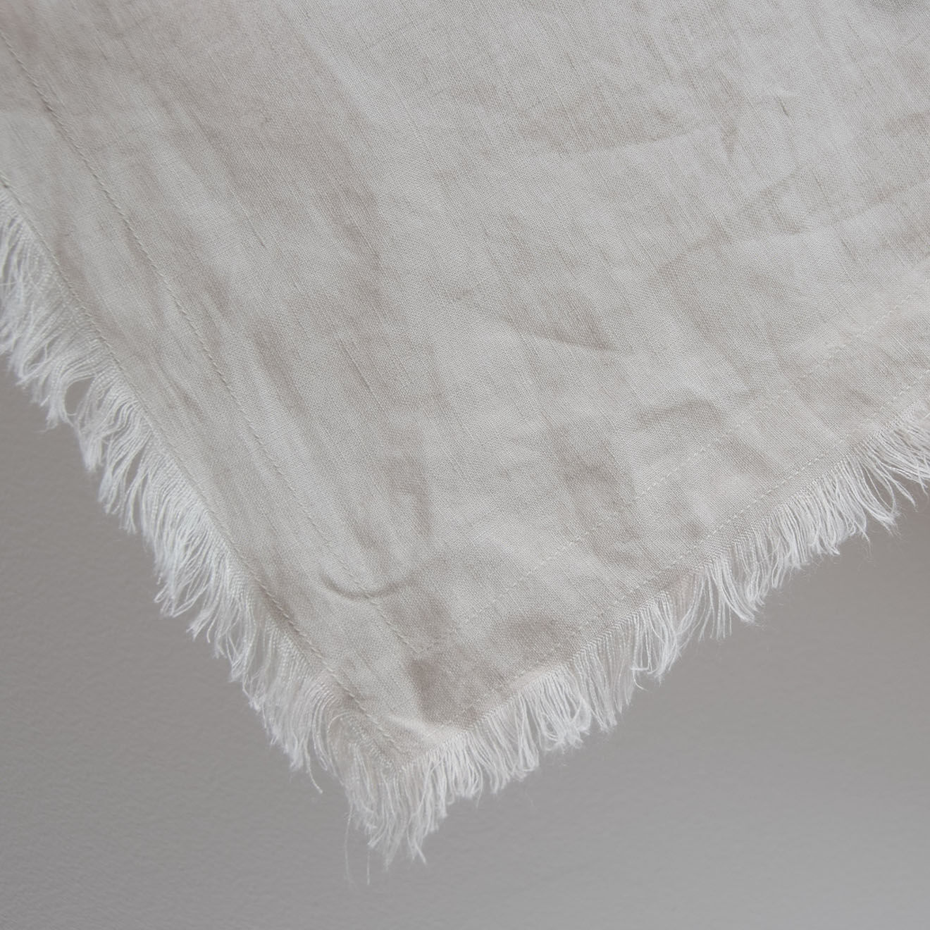Febronie Couvre-lit 100% Lin  frangé Hortense perle