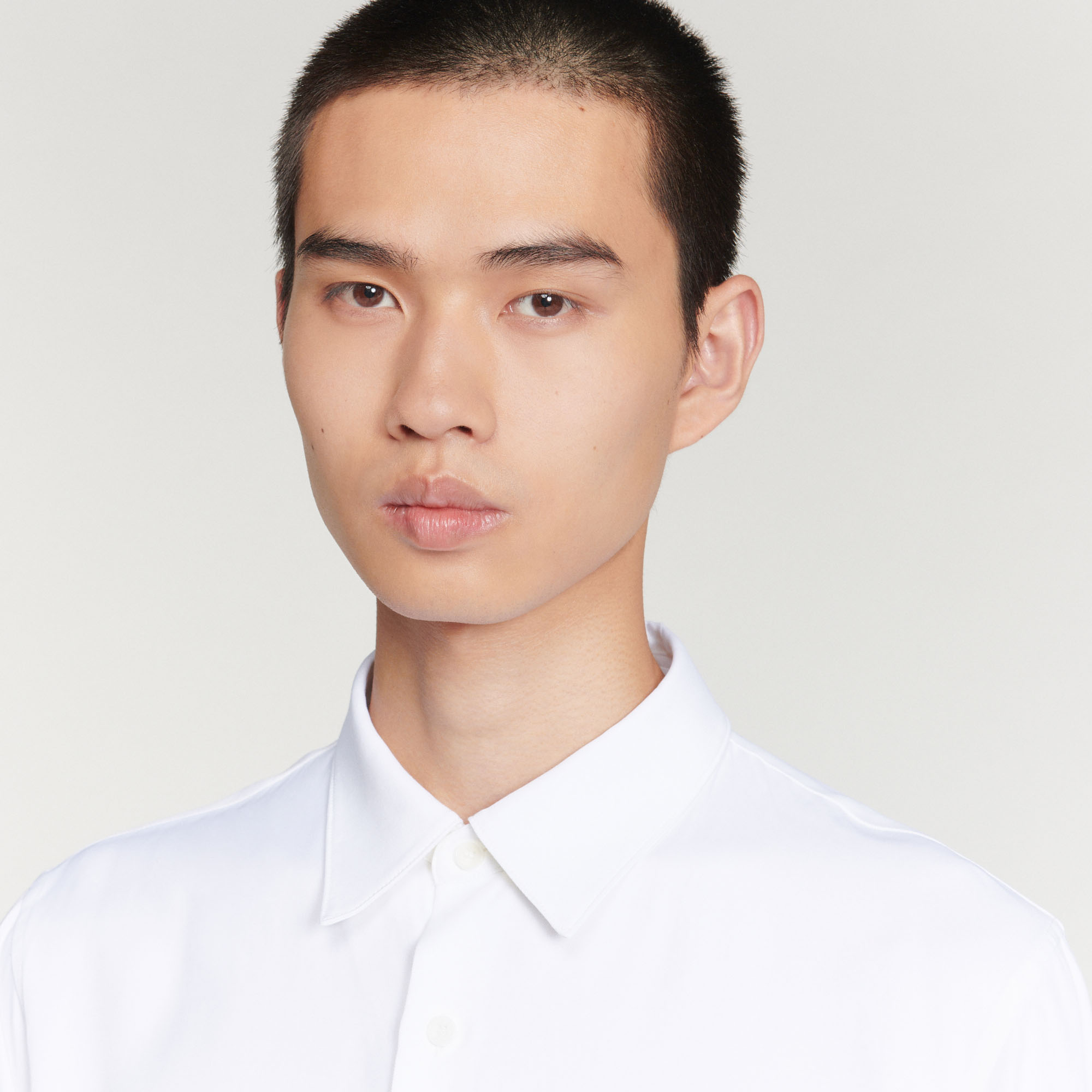 Chemise fluide á manches longues Homme