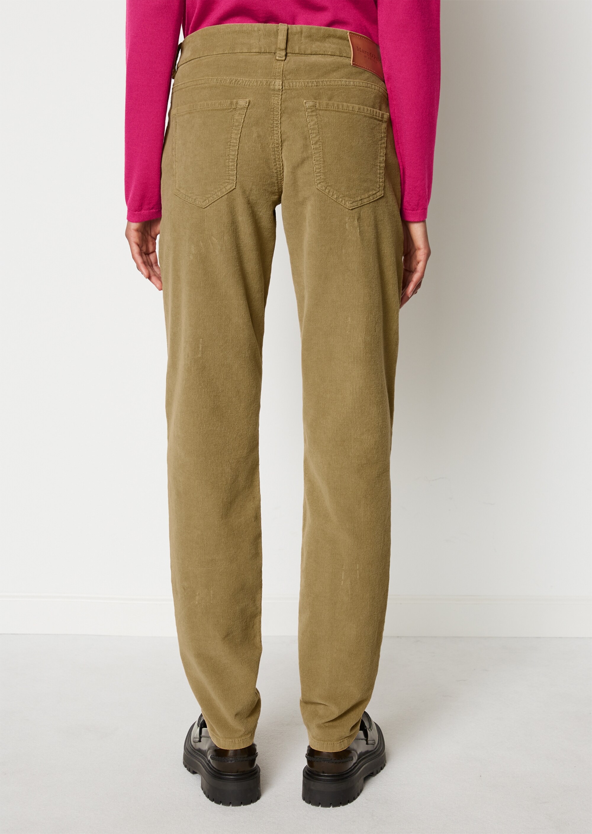 Cordhose Modell ALBY slim aus Organic Cotton-Stretch