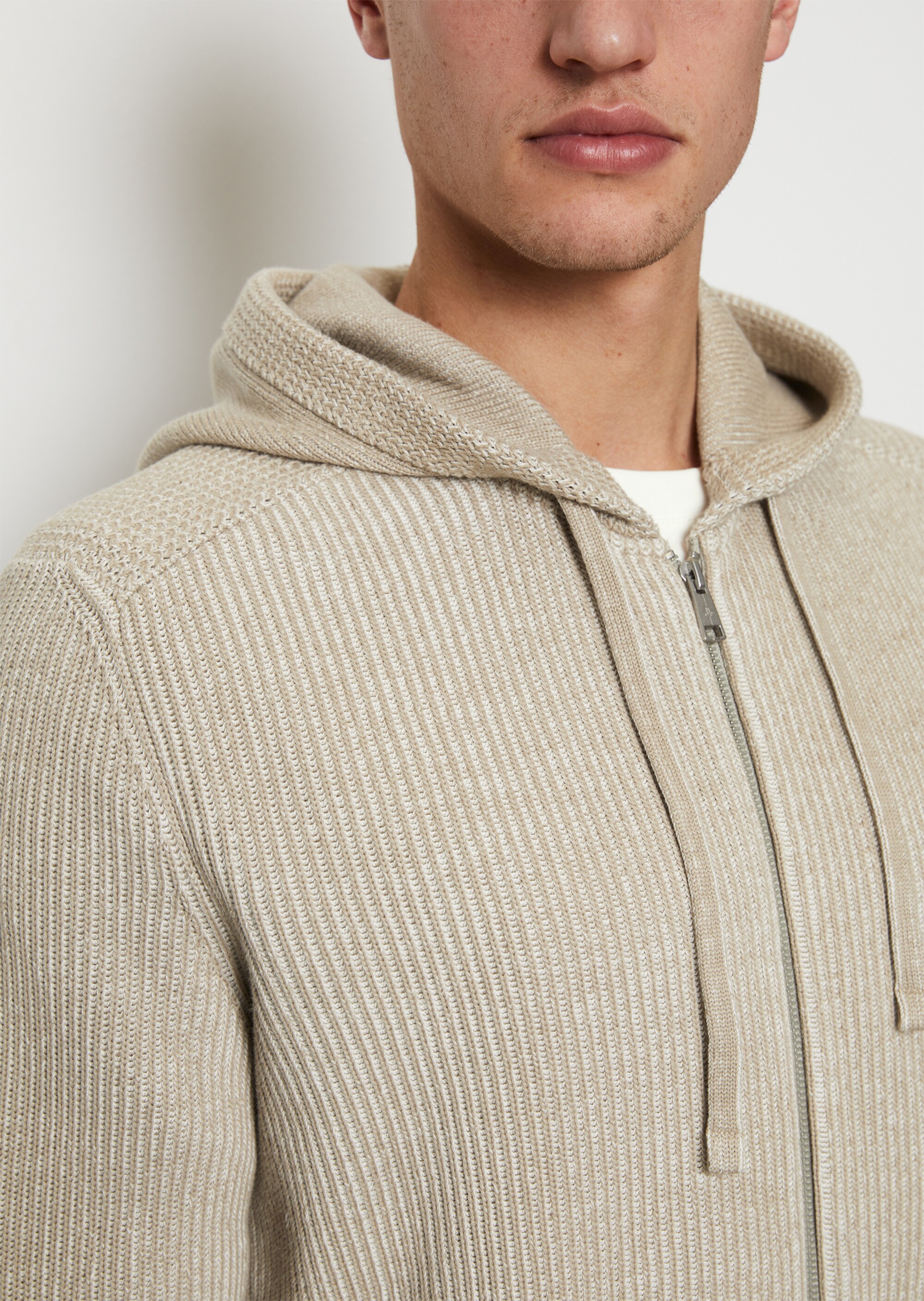 Strickjacke regular mit Kapuze