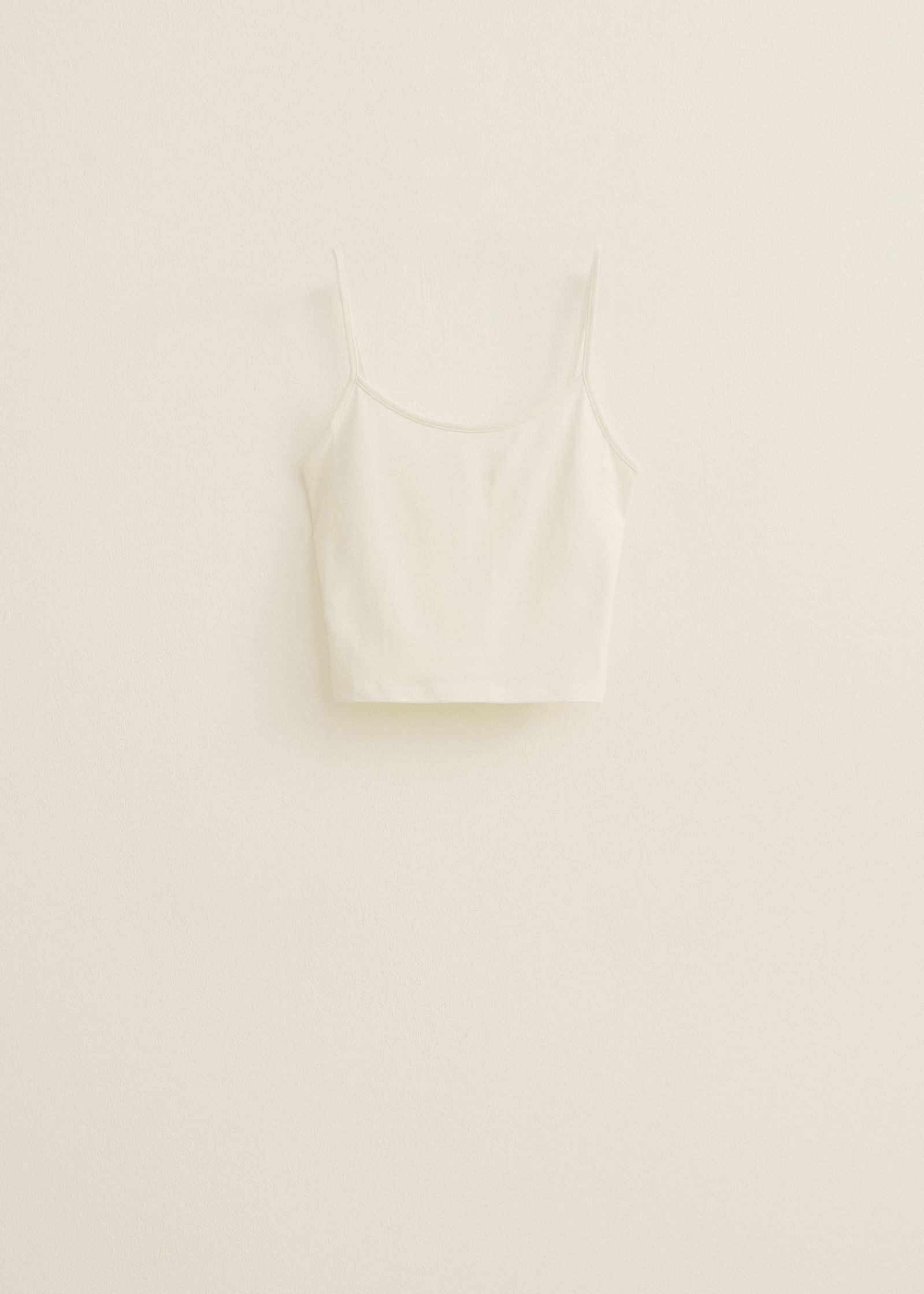 Basic singlet cropped