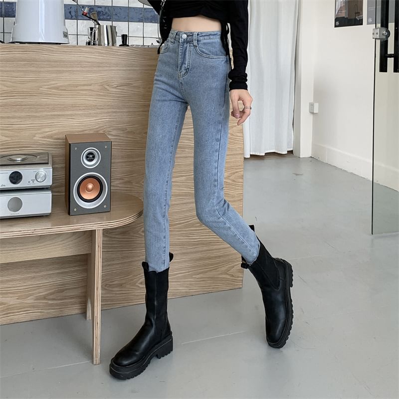 Frigga - Skinny jeans met hoge taille en wassing