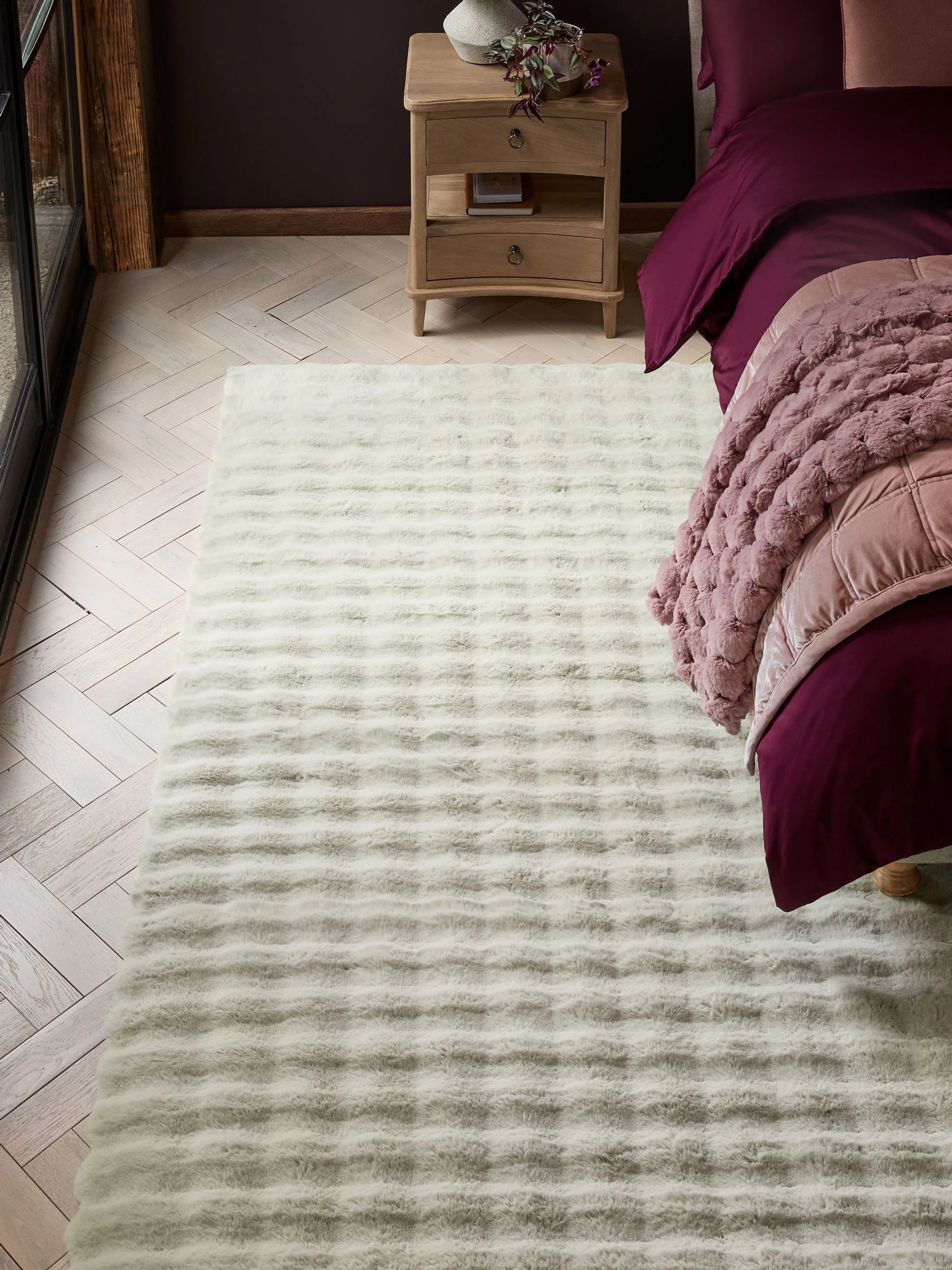 Aspen Plush Faux Fur Rug