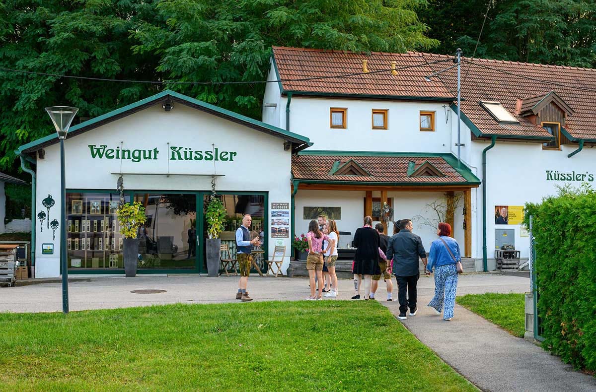 Kurzurlaub im Weinfass für 4 Grub an der March