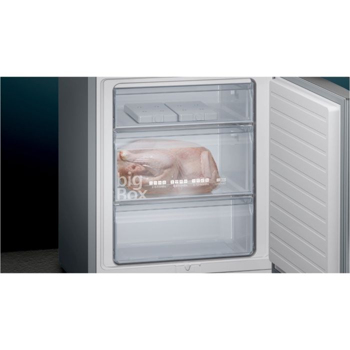 Siemens Kühl-Gefrier-Kombination iQ500 KG49EAICA Edelstahl