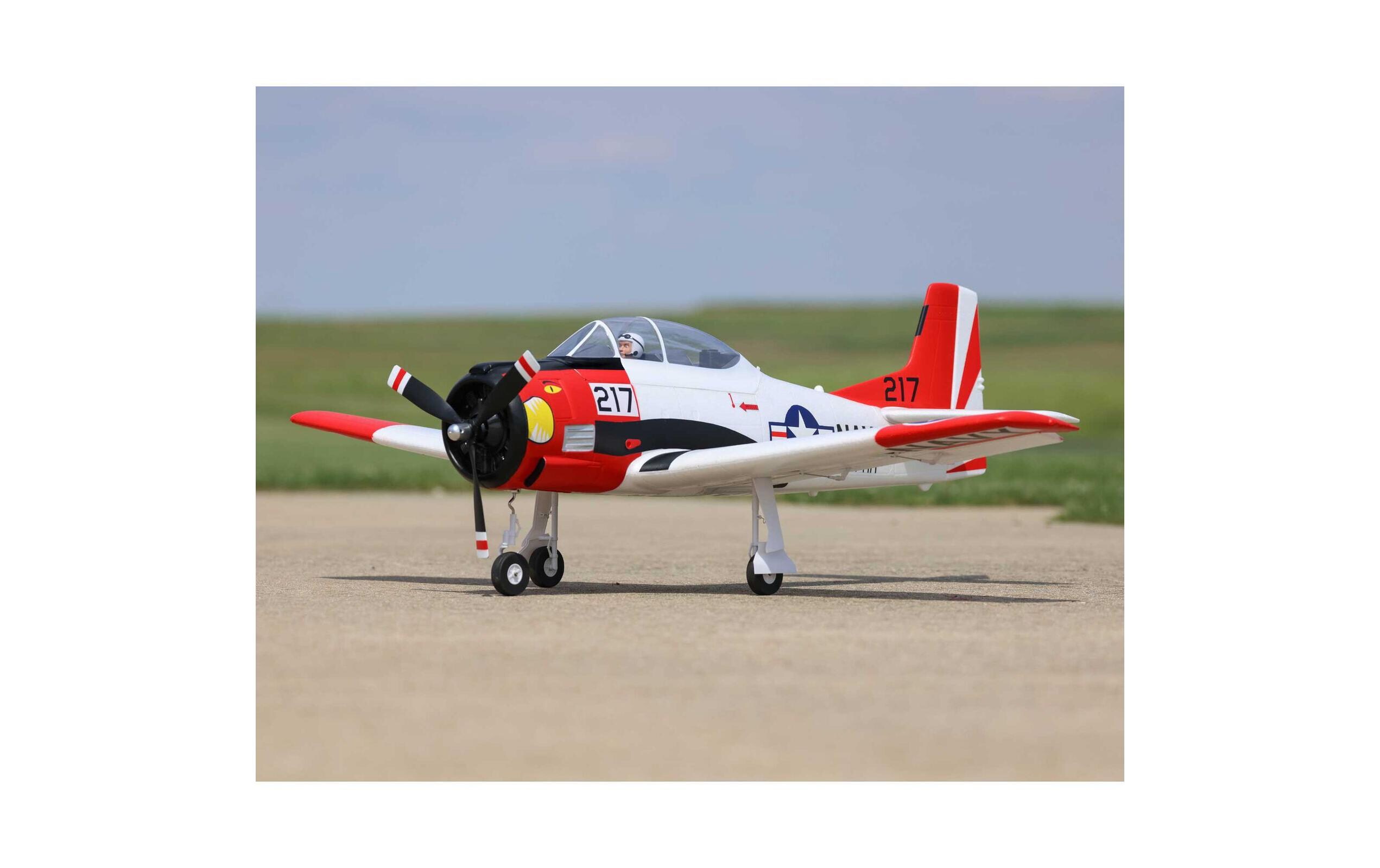 Warbird T-28 Trojan 1.2 m, Smart BNF Basic<br>T-28 Trojan mit Einziehfahrwerk und Spektrum Smart Technik