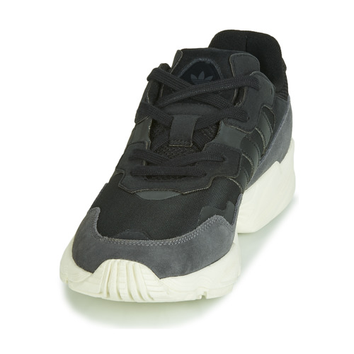 adidas Originals - YUNG-96 - Noir