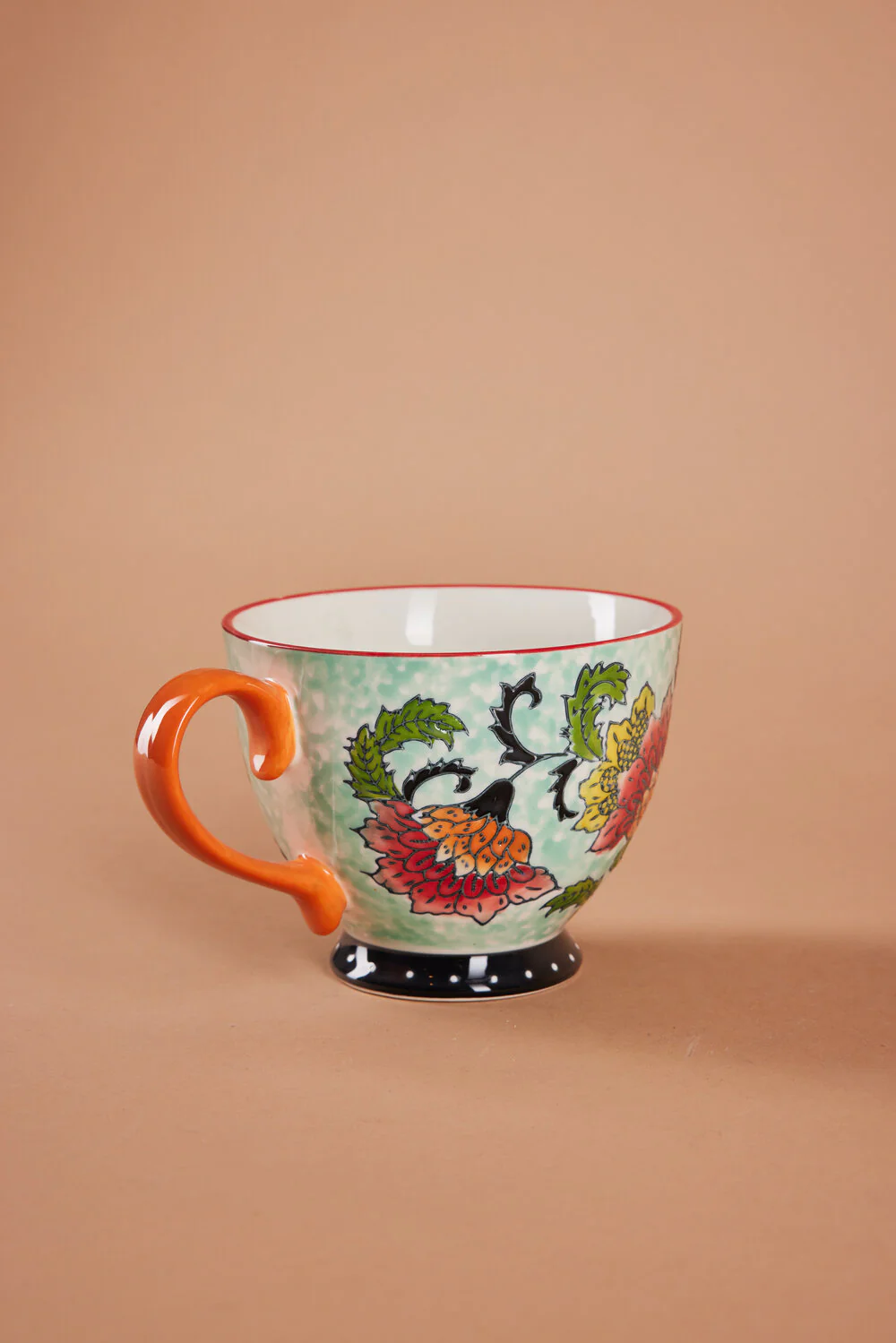 Bahne Interior  Håndmalet krus med blomster, orange - H9 cm.