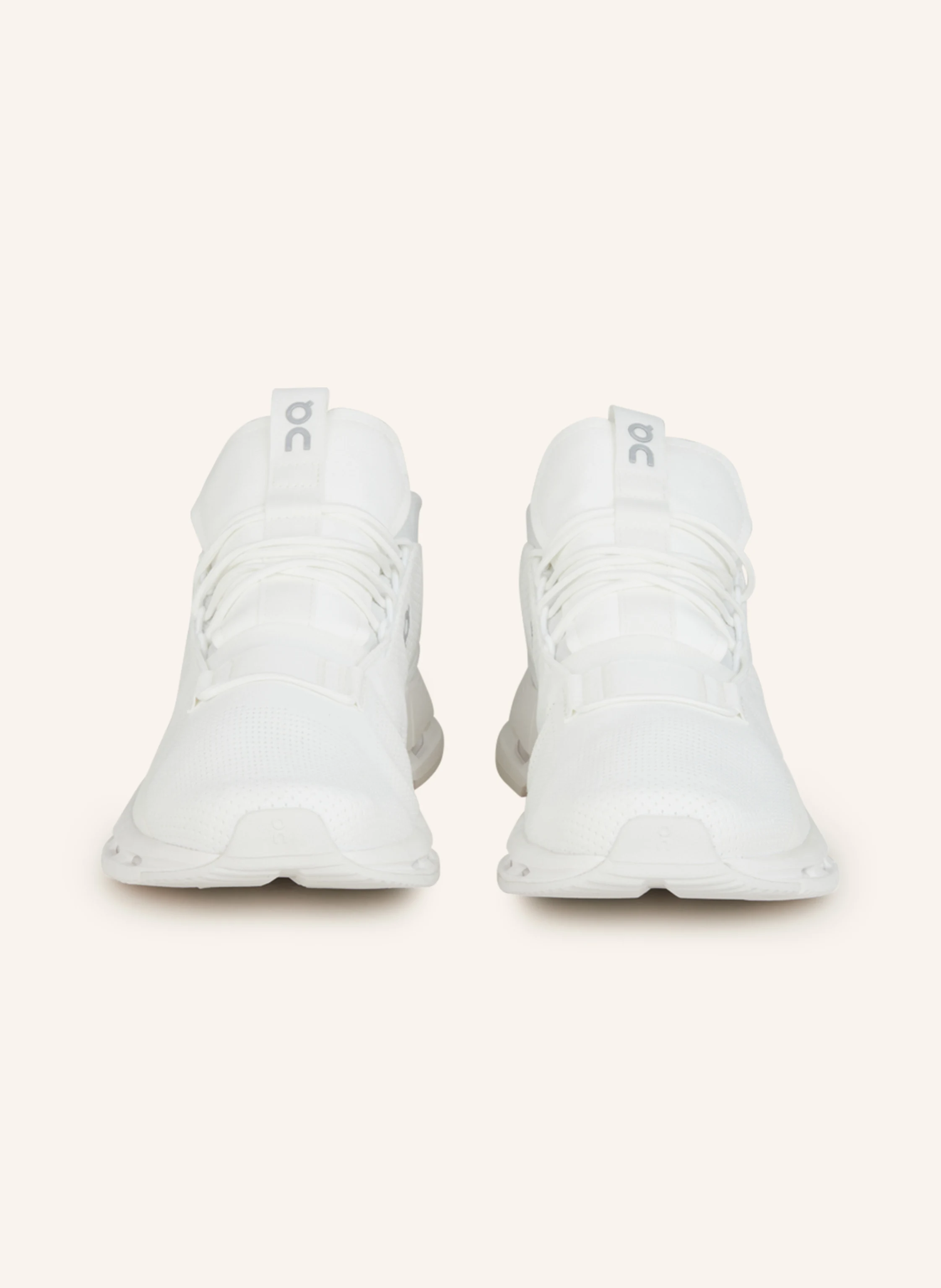 On Sneaker CLOUDNOVA UNDYED