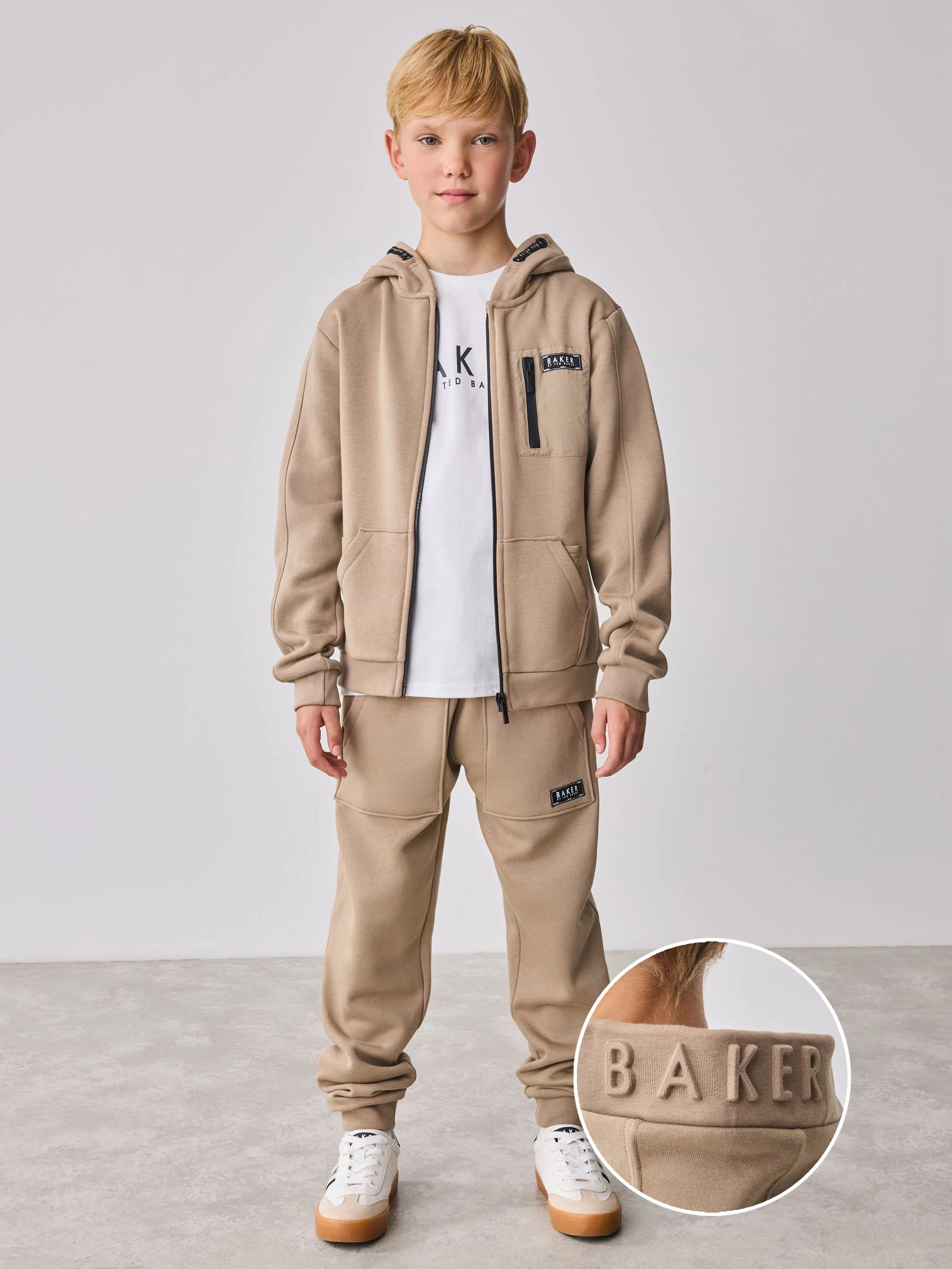Pastelgeel - Baker by Ted Baker Zip Through Hoodie T-Shirt And Joggers 3 Piece Set