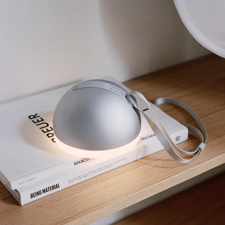 New Works - Sphere LED Outdoor Akkuleuchte, deep green