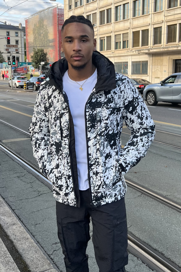 Parka noir camouflage à capuche