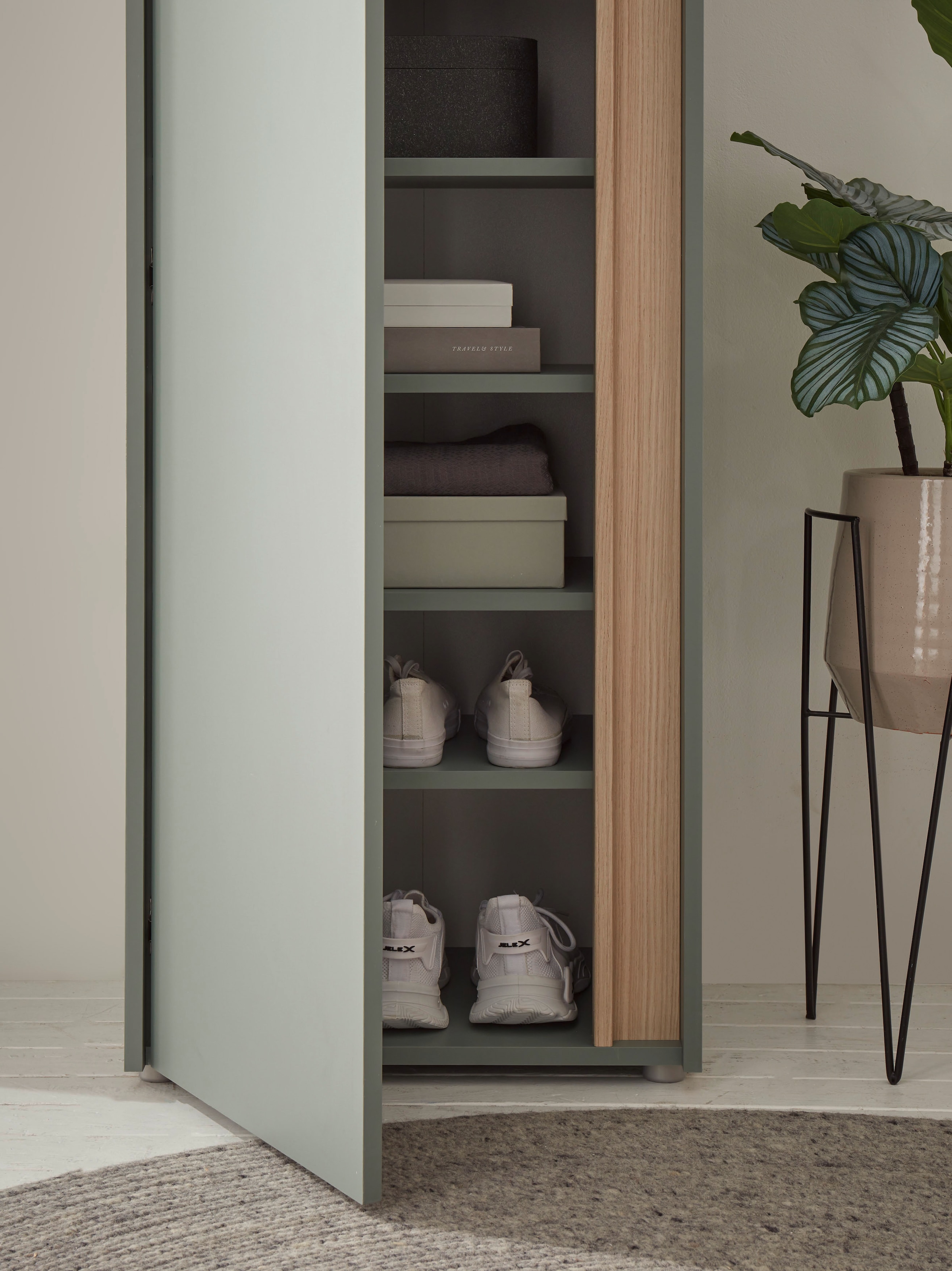 INOSIGN Garderoben-Set »GIRON/CiTY, moderne Garderobe, Komplettset mit viel Stauraum« Komplett-Set, 5 Stk. tlg.