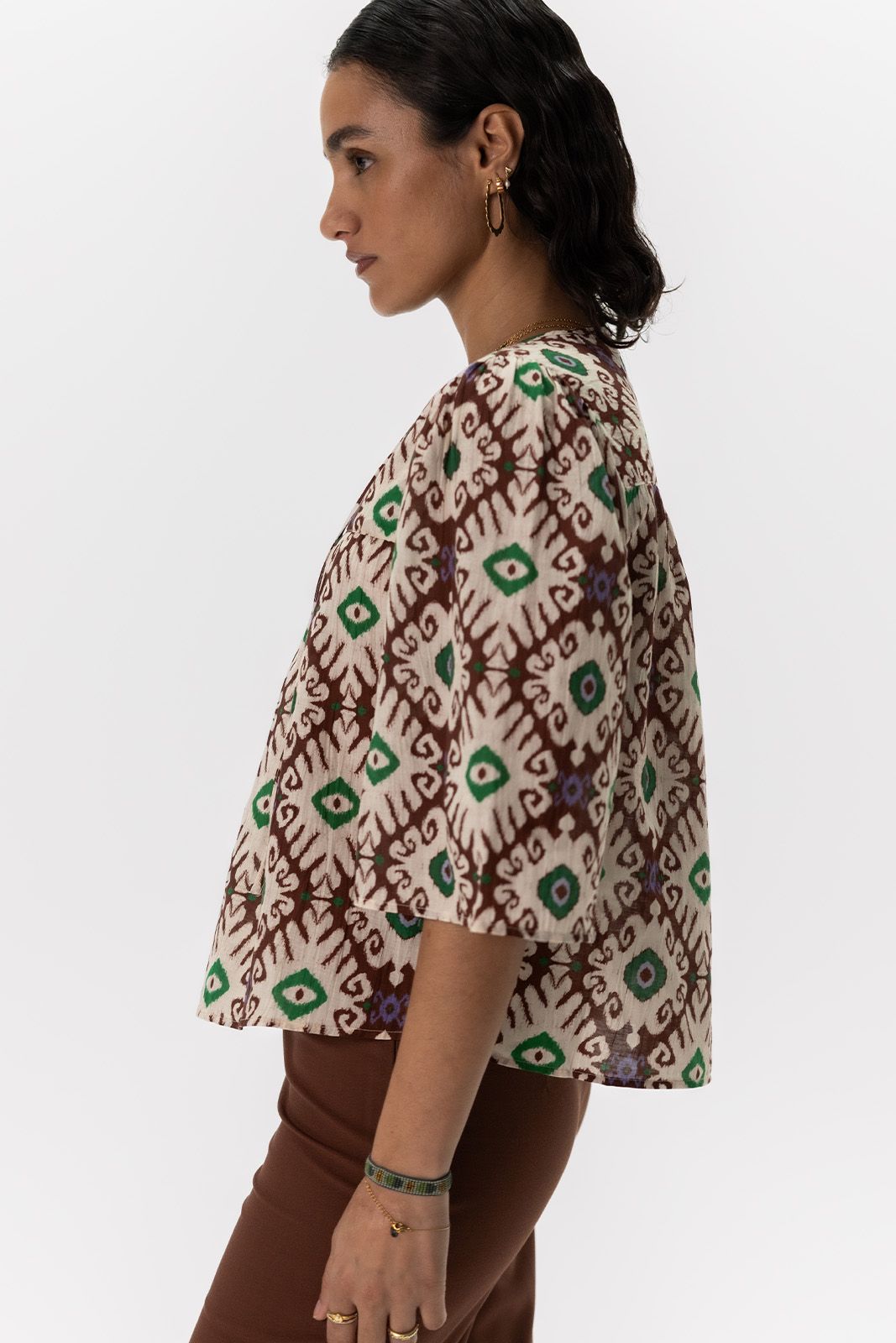 Donkerbruine A-lijn top met ikat print