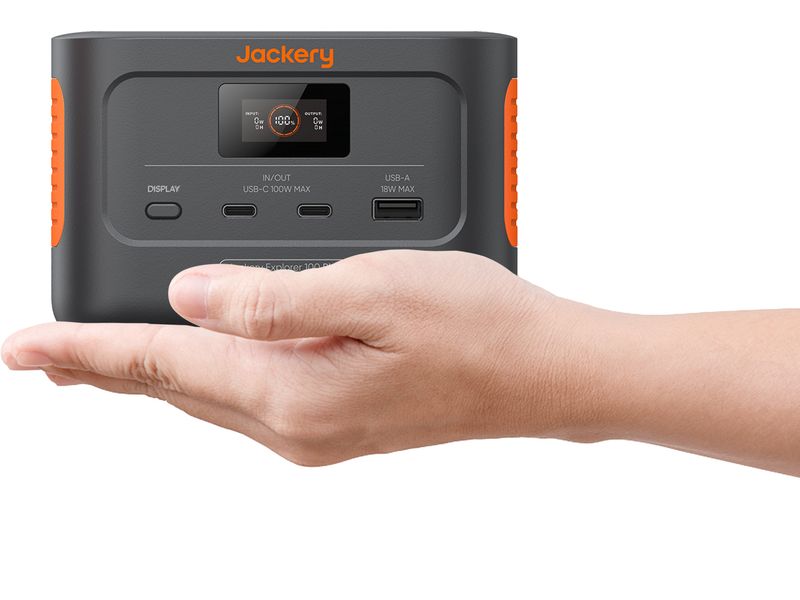 Jackery Power Station Explorer 100 Plus 99.2 Wh Tragbare Powerstation zum Aufladen von bis zu 3 Geräten
