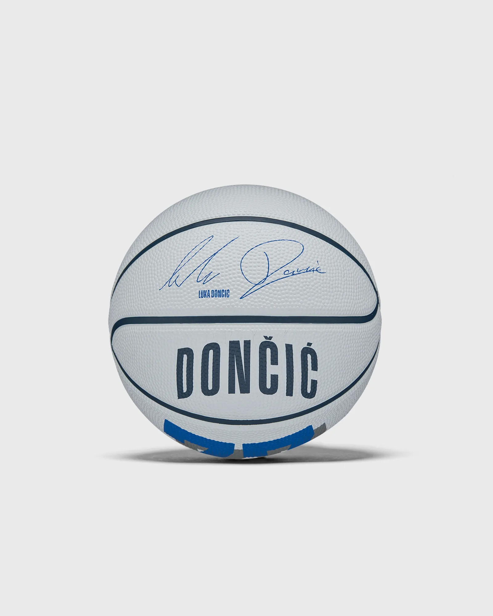 WILSON NBA PLAYER ICON Basketball MINI LUKA Size 3