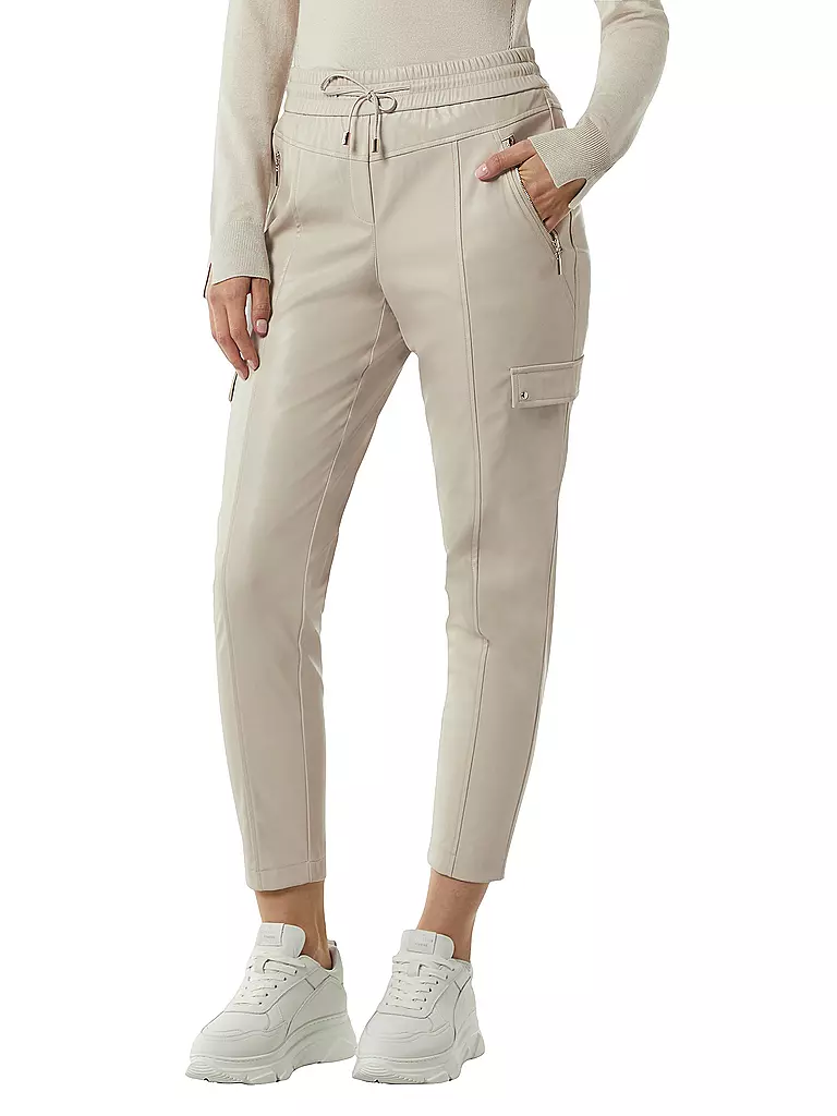 COMMA Hose in Lederoptik beige