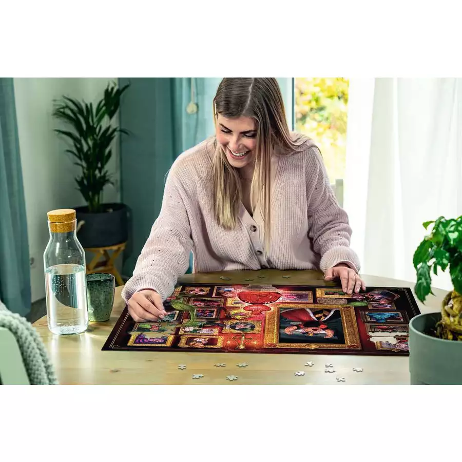 Ravensburger Villainous: Queen of Hearts bunt