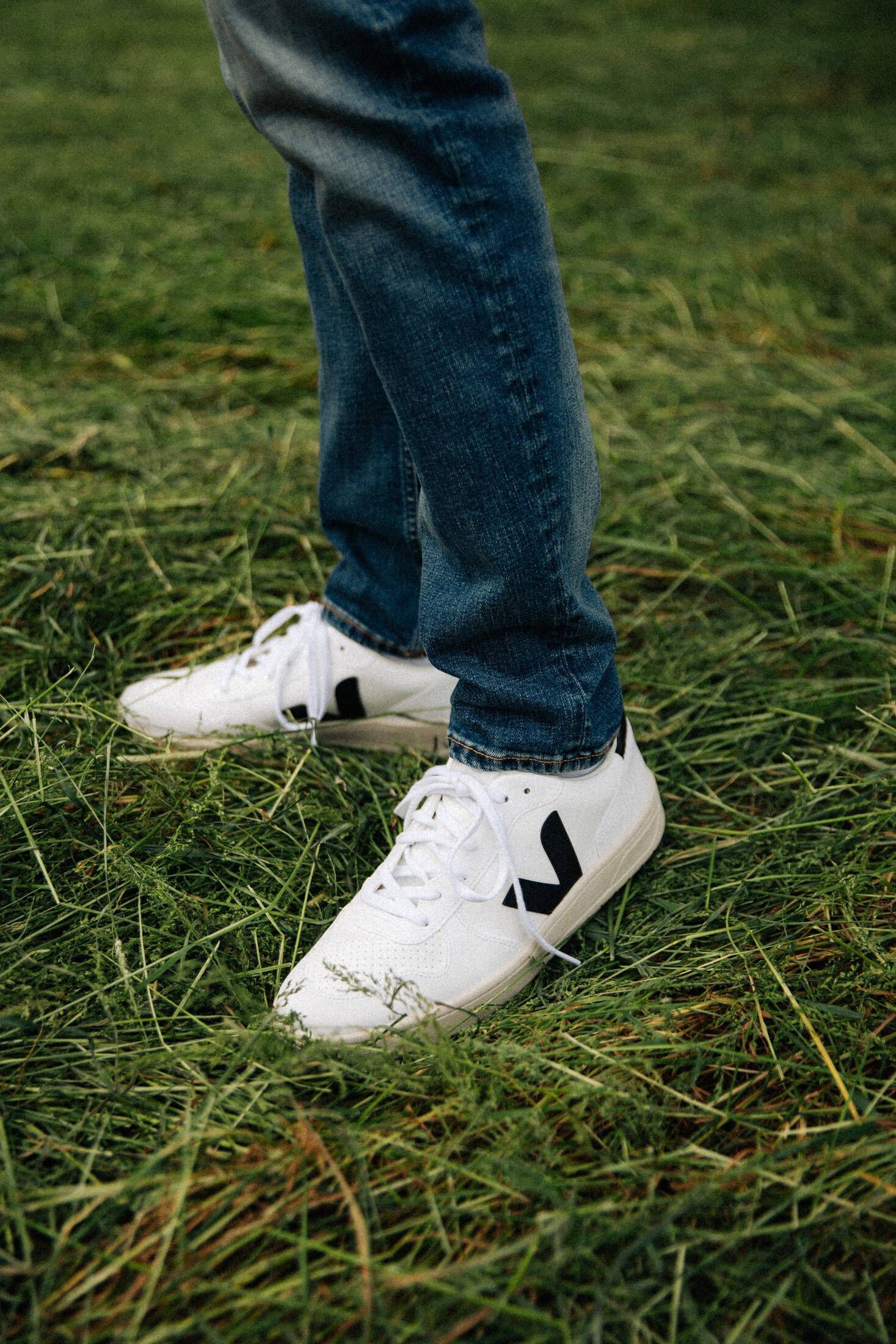 Veja| Herren Sneaker V-10 BASTILLE