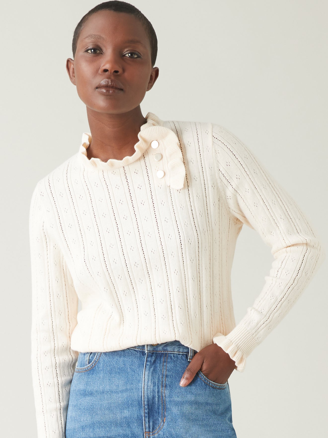 Pull maille fantaisie col volanté femme