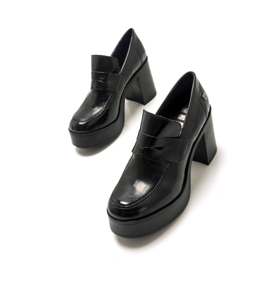 Sapatos Mustang Sixties em couro preto - Altura do salto: 8 cm -
