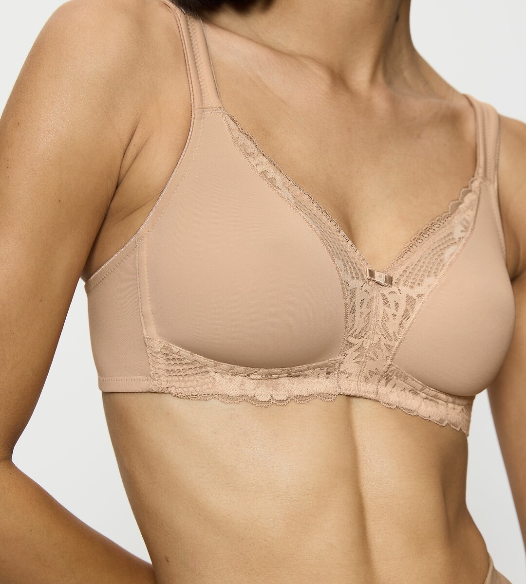 TRIUMPH<br>Sutiã sem aro Renda Moderna + Algodão