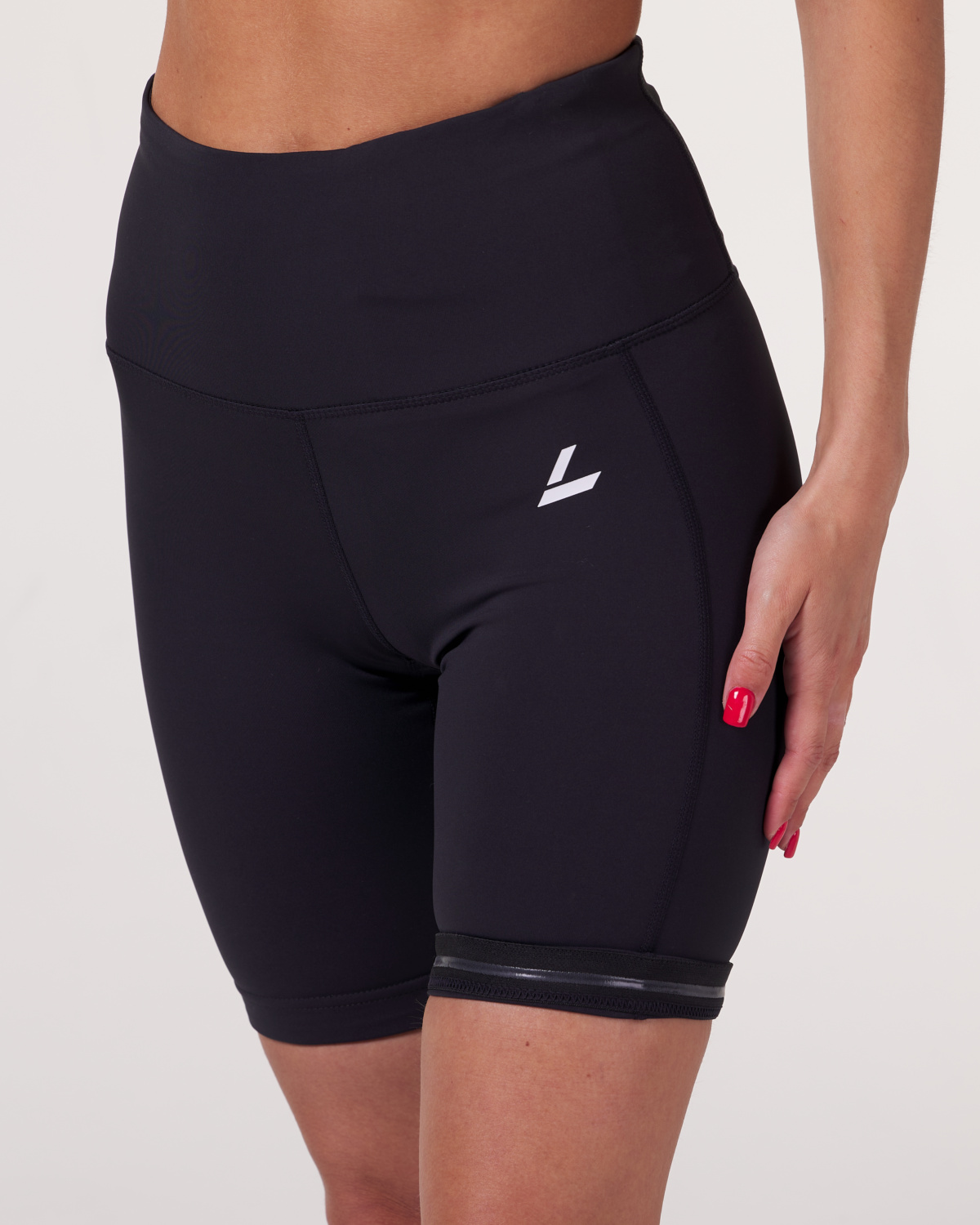 LEVITY Magnify Scrunch Biker Shorts 2.0 Black