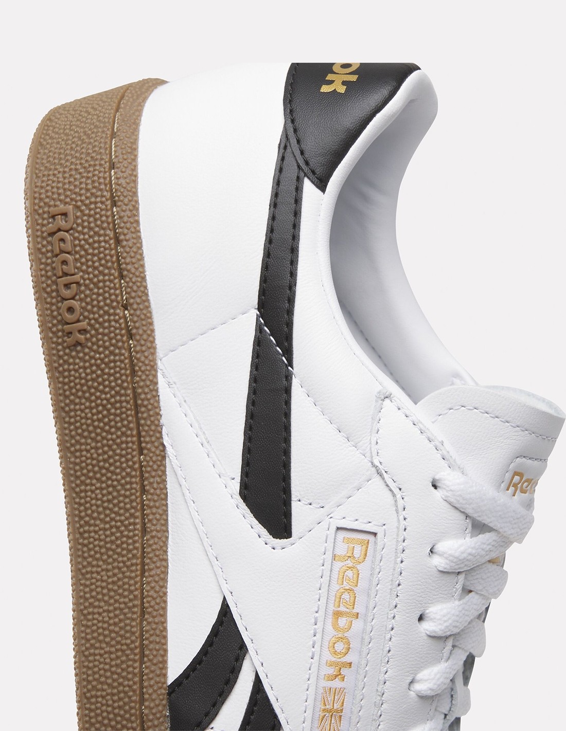 reebok Sneakers Mixtes club c grounds uk blanc Gum noir