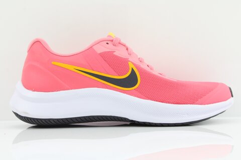 Nike Sneaker