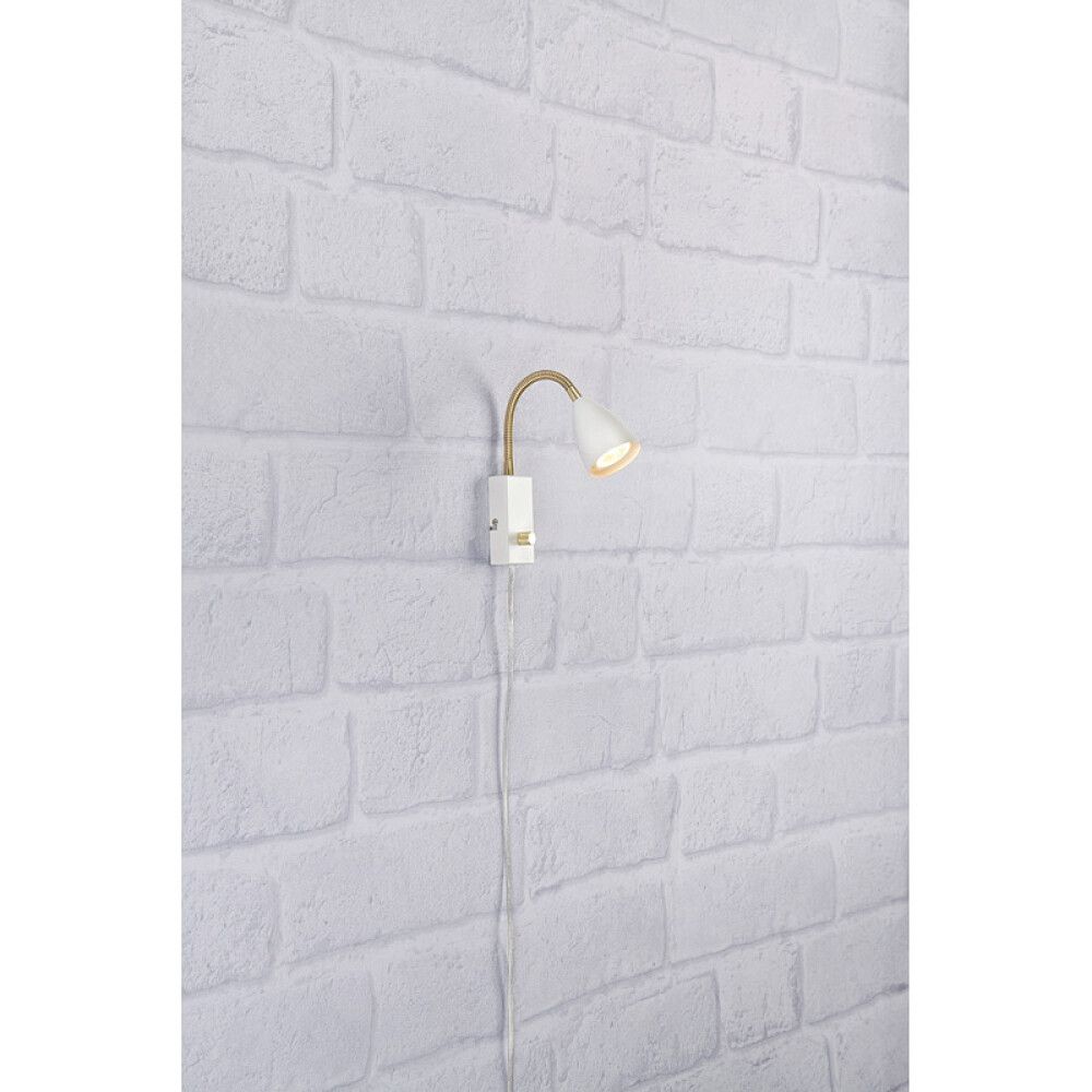 VEGGLAMPE MARKSLÖJD CIRO FLEX 1 HVIT